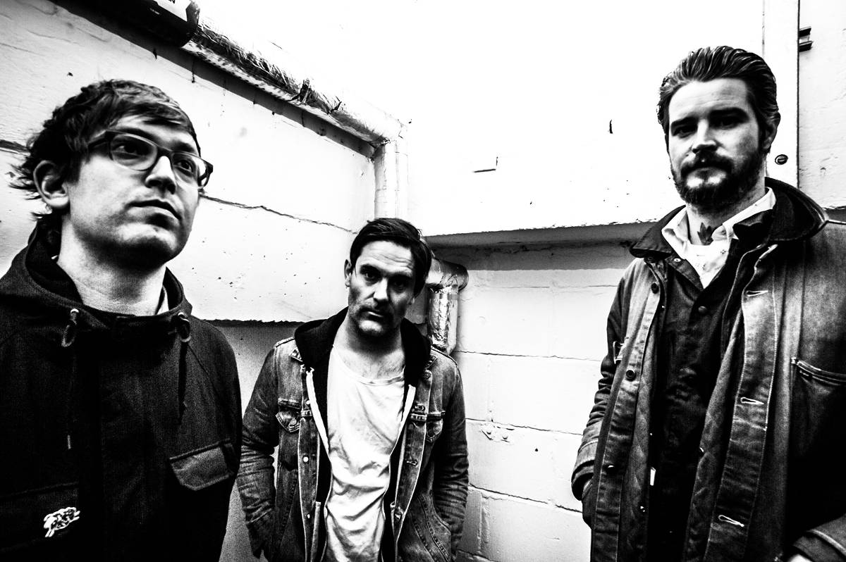 METZ release "Automat" and tour Europe, including Amsterdam and Eindhoven, this month